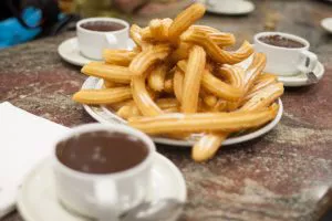 churros con chocolate