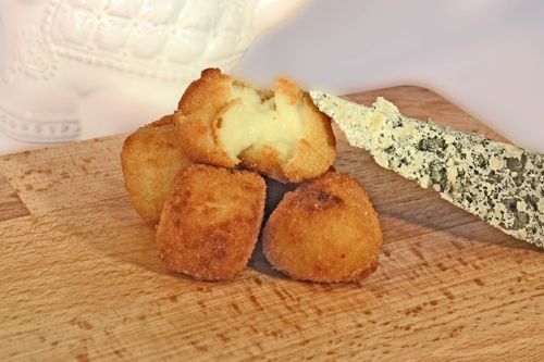 croquetas queso azul
