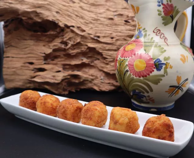 croquetas fuente porcelana